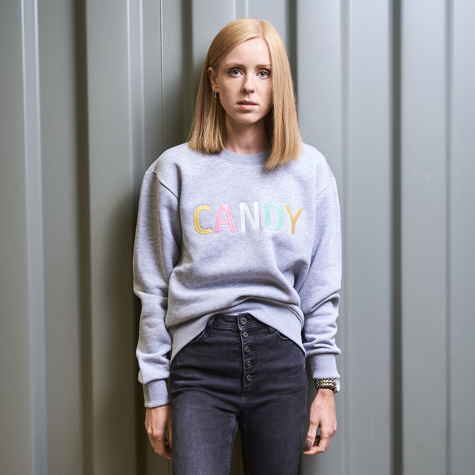 hitschies-candy-sweatshirt-pullover-mit-bunter-stickerei image 4